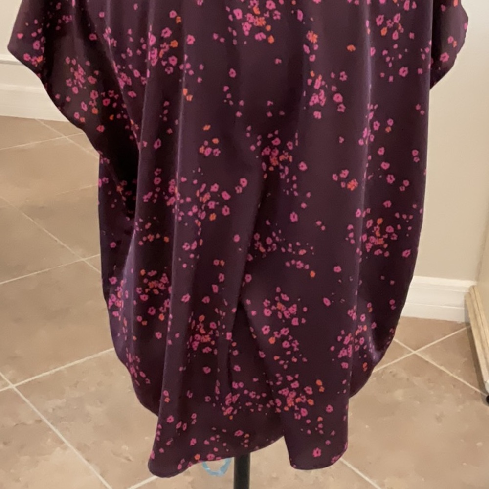 Ann Taylor blouse, wine with pink/orange/black floral design, size XL - Picture 8 of 8